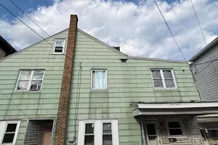 215 N Jardin St, Shenandoah, PA 17976 - Photo 4