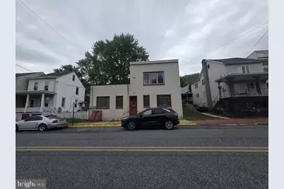 32 E Bacon Street, Pottsville, PA 17901 - Photo 1