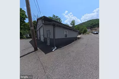 215 Mauch Chunk Street, Pottsville, PA 17901 - Photo 24