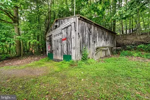 100 Lighthouse Ln, Pine Grove, PA 17963 - Photo 24