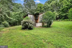 100 Lighthouse Ln, Pine Grove, PA 17963 - Photo 32