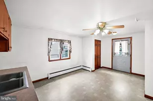 212 N Nichols St, Saint Clair, PA 17970 - Photo 14