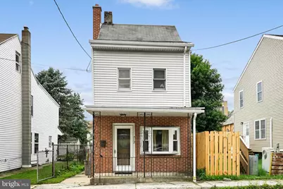 212 N Nichols Street, Saint Clair, PA 17970 - Photo 2