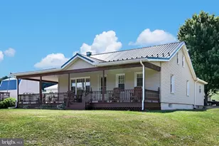 3216 Sweet Arrow Lake Rd, Pine Grove, PA 17963 - Photo 10
