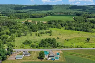 3216 Sweet Arrow Lake Rd, Pine Grove, PA 17963 - Photo 6