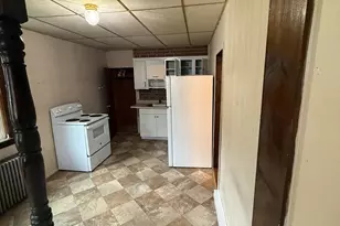 147 E Ruddle St, Coaldale, PA 18218 - Photo 4