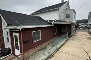 147 E Ruddle St, Coaldale, PA 18218 - Photo 1