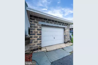 118 W Railroad Street, Pottsville, PA 17901 - Photo 4