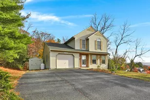 1751 Oak Ct, Orwigsburg, PA 17961 - Photo 2