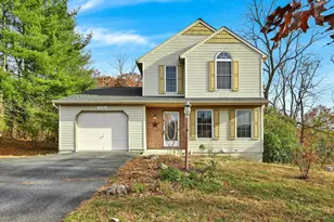 1751 Oak Ct, Orwigsburg, PA 17961 - Photo 1