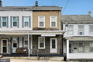 4 E William St, Schuylkill Haven, PA 17972 - Photo 2