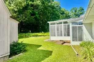 530 W Nicholas St, Frackville, PA 17931 - Photo 6