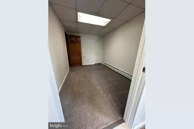 531 W Howard Street, Frackville, PA 17931 - Photo 6