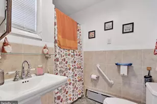 219 Pike St, Port Carbon, PA 17965 - Photo 10