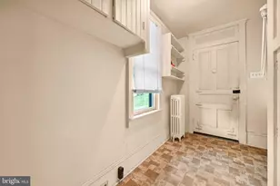 810 E Norwegian St, Pottsville, PA 17901 - Photo 24
