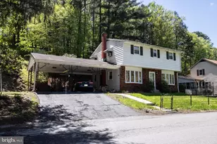 120 Low Rd, Pottsville, PA 17901 - Photo 2