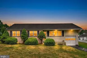 206 Tyson St, New Ringgold, PA 17960 - Photo 2