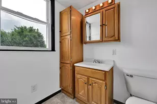 611 Fairview St, Pottsville, PA 17901 - Photo 18