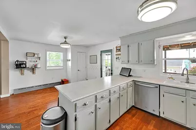 228 E Tammany Street, Orwigsburg, PA 17961 - Photo 8