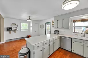 228 E Tammany St, Orwigsburg, PA 17961 - Photo 8