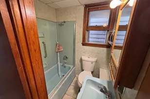 516 E Norwegian St, Pottsville, PA 17901 - Photo 8