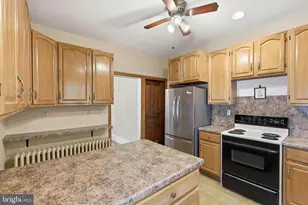 506 W Market St, Orwigsburg, PA 17961 - Photo 10