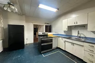 729 W Norwegian St, Pottsville, PA 17901 - Photo 8