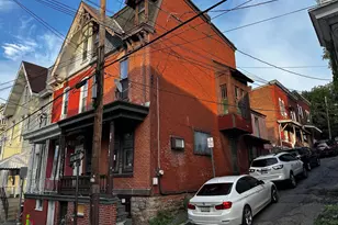 729 W Norwegian St, Pottsville, PA 17901 - Photo 2