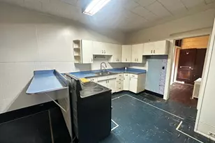 729 W Norwegian St, Pottsville, PA 17901 - Photo 10