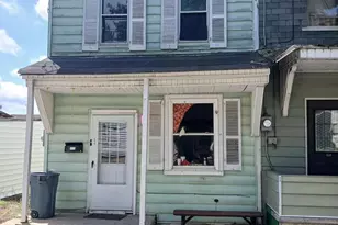 514 W Penn St, Shenandoah, PA 17976 - Photo 4