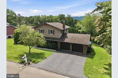 544 Maple Street, Pottsville, PA 17901 - Photo 2