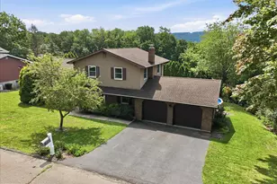 544 Maple St, Pottsville, PA 17901 - Photo 2