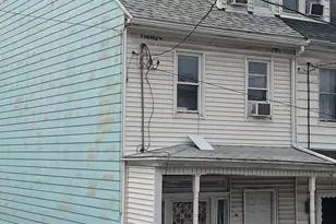 32 S Catherine St, Shenandoah, PA 17976 - Photo 4