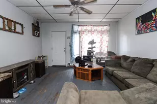 32 S Catherine St, Shenandoah, PA 17976 - Photo 6