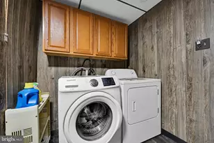 240 N 12th St, Pottsville, PA 17901 - Photo 22