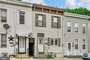 240 N 12th St, Pottsville, PA 17901 - Photo 2
