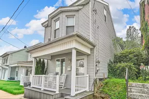 208 S Balliet St, Frackville, PA 17931 - Photo 2