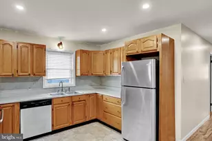 120 N Franklin St, Orwigsburg, PA 17961 - Photo 8
