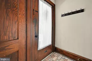 717 N Centre St, Pottsville, PA 17901 - Photo 4