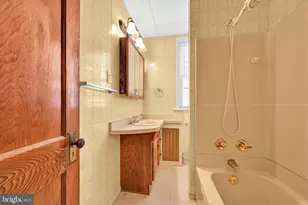 717 N Centre St, Pottsville, PA 17901 - Photo 16