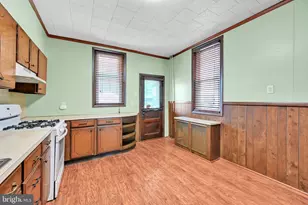 717 N Centre St, Pottsville, PA 17901 - Photo 10