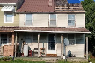 214 E Railroad Ave, New Ringgold, PA 17960 - Photo 2