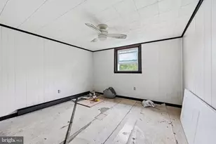 105 East St, Minersville, PA 17954 - Photo 16