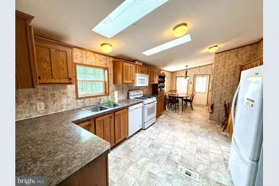 212 Hope Drive, New Ringgold, PA 17960 - Photo 1