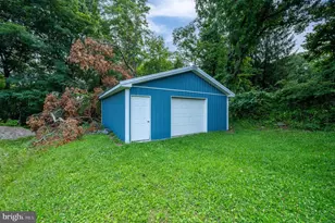 106 S Main St, Mary D, PA 17952 - Photo 38