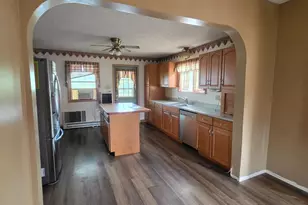 333 Pine St, Cumbola, PA 17930 - Photo 8