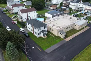 101 N 5th St, Frackville, PA 17931 - Photo 40