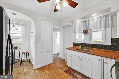 2064 W Market Street, Pottsville, PA 17901 - Photo 8