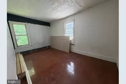325 W Coal Street, Port Carbon, PA 17965 - Photo 14