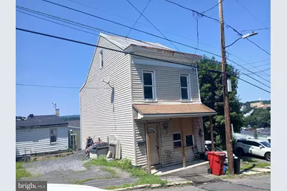 226 Pierce Street, Pottsville, PA 17901 - Photo 2